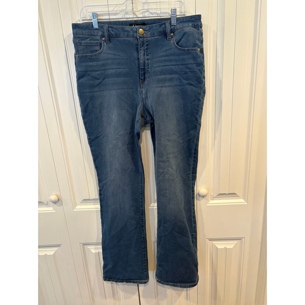 D. Jeans Bootcut Jeans‎ Size 16